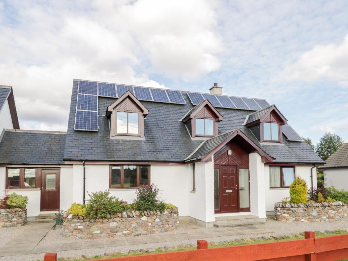 Burnside Villa Lairg Exterior foto